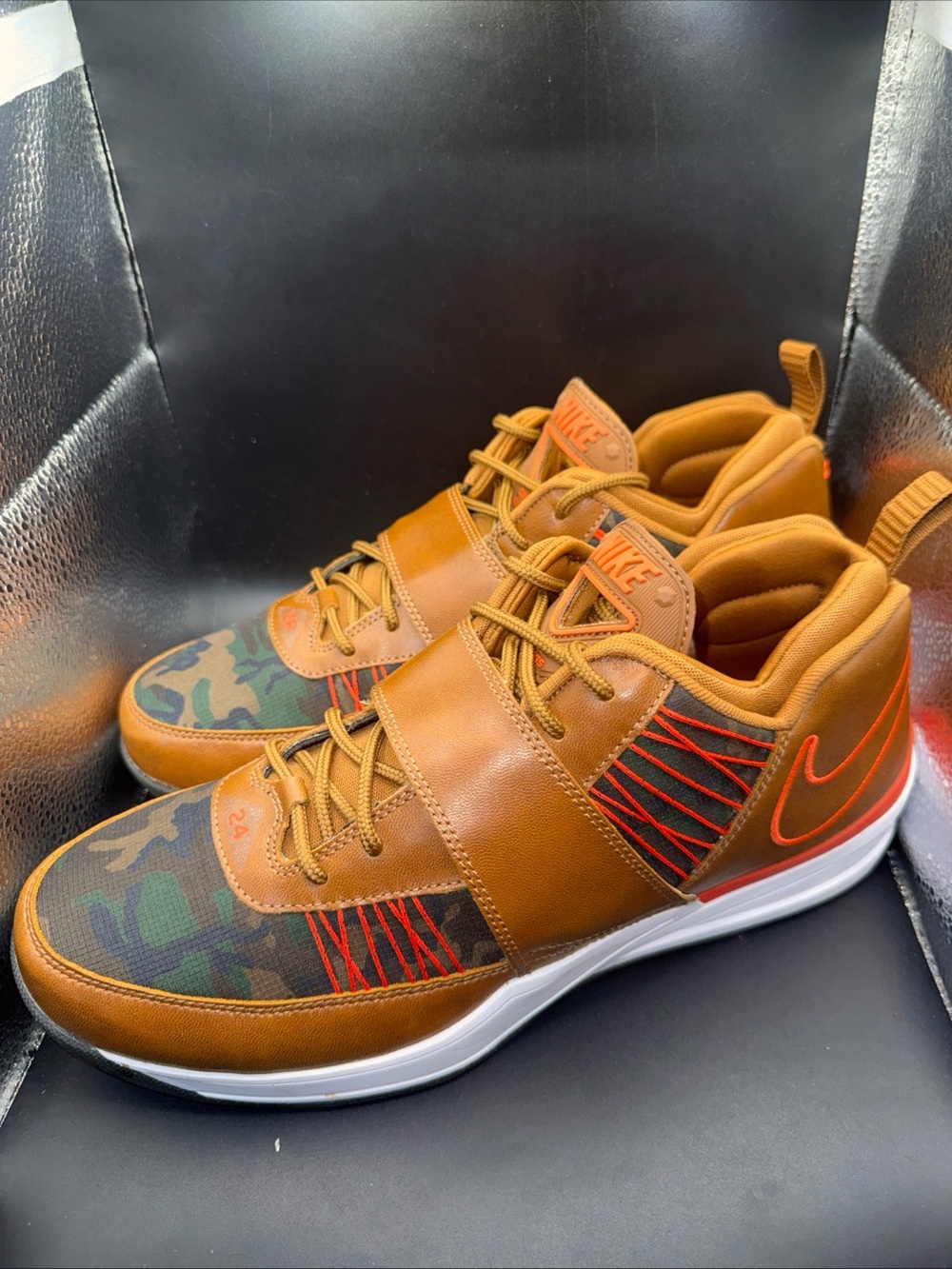 Size 11.5 - Nike Zoom Revis TXT Ext Camo, 599450-200, Very Clean, With Box - Picture 2 of 11